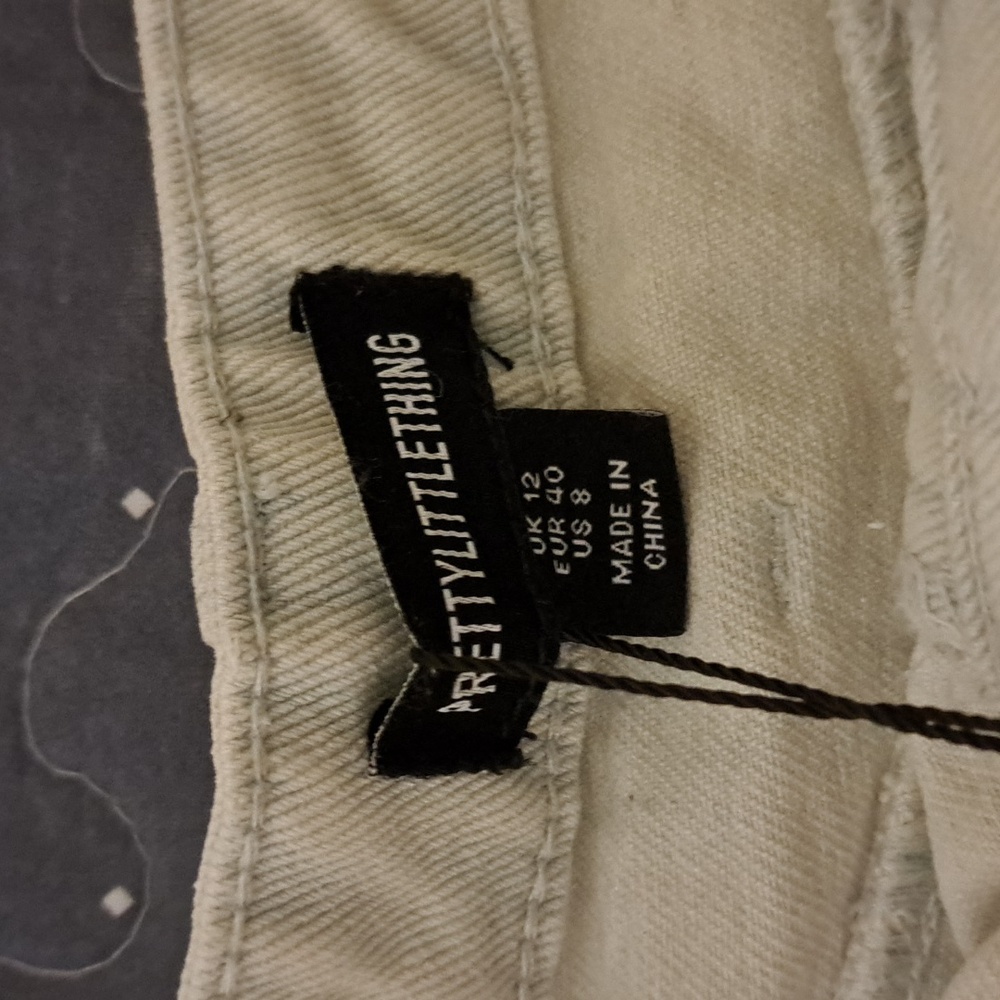 PrettyLittleThing Light Denim Rhinestone Shorts - Picture 3 of 5